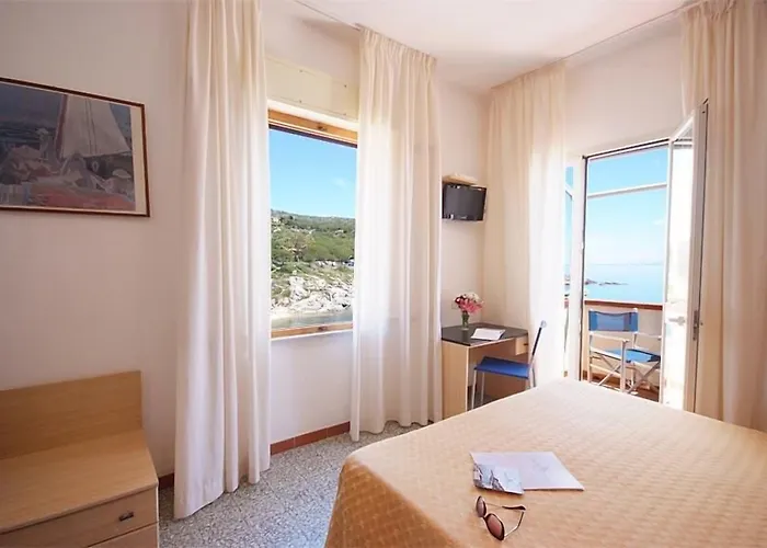 La Stella 3* سيكيتو