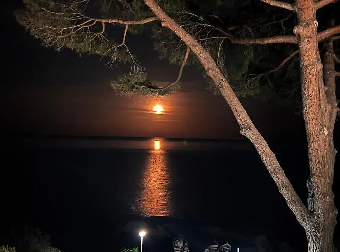 La Stella מלון 3*